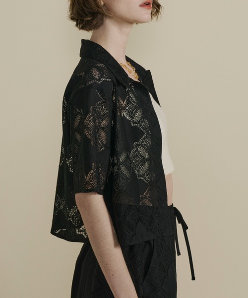 Unitage（ユニテージ）の「ハーフスリーブレースシャツ（シャツ/ブラウス・レディース・ホワイト/ブラック/オレンジ・FREE）」の7枚目の写真