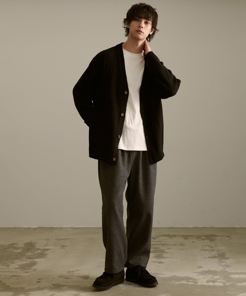 Revo.（レボ）の「Revo. ジオメストライプ ルーズカーディガン（カーディガン/ボレロ・メンズ・グレー/ブラック/カーキ/マスタード/ブルー・2/1）」の16枚目の写真