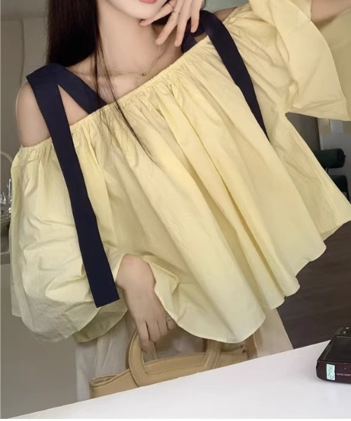 gossip!ロサンゼルス(ゴシップロサンゼルス)の「オフショルダートップス(シャツ/ブラウス・レディース・イエロー/ピンク・FREE)」の2枚目の写真