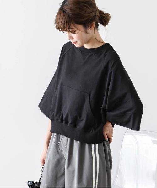 SUGAR BISKET(シュガービスケット)の「ラグランクロップド丈トップス(Tシャツ/カットソー・レディース・ホワイト/ブラック・フリー)」の2枚目の写真
