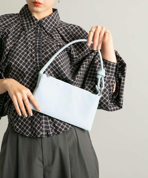 KBF（ケイビーエフ）の「ハンドルデザインショルダーBAG（ショルダーバッグ・レディース・アイボリー/ベージュ/ライトブルー・ONE）」の14枚目の写真