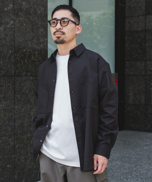 URBAN RESEARCH DOORS（アーバンリサーチドアーズ）の「『吸水速乾』セオアルファウールライクレギュラーカラーシャツ（シャツ/ブラウス・メンズ・グレー/ダークブラウン・MEDIUM/LARGE）」の8枚目の写真