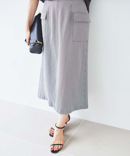 le.coeur blanc（ルクールブラン）の「ドライストレッチカーゴスカート（スカート・レディース・ブラック系その他/ブラック/アイボリー・36/38）」の14枚目の写真