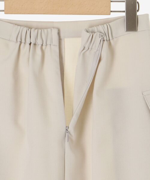 le.coeur blanc（ルクールブラン）の「ドライストレッチカーゴスカート（スカート・レディース・ブラック系その他/ブラック/アイボリー・36/38）」の19枚目の写真