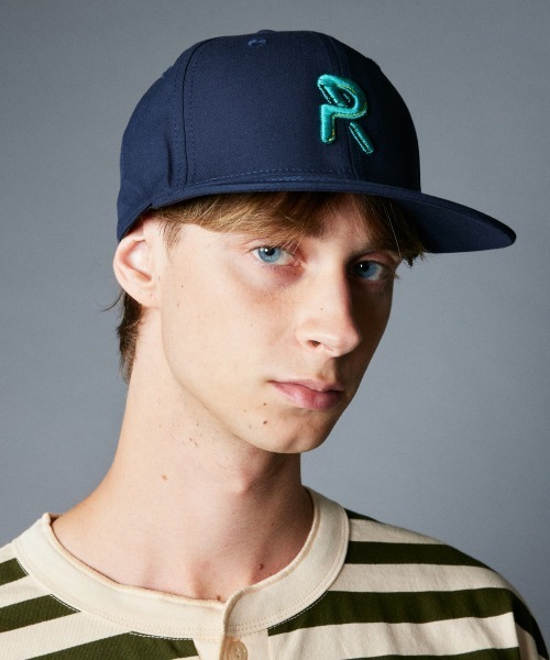 rehacer(レアセル)の「rehacer : R logo Codura B.B Cap / Rロゴ コーデュラ ベースボールキャップ(キャップ・メンズ・ブラック/ネイビー・FREE)」の4枚目の写真