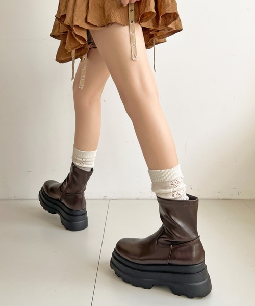 Shoes in Closet（シューズインクローゼット）の「厚底 トリプルソール ストレッチ フィット ショートブーツ 2896（ブーツ・レディース・ブラック/ダークブラウン・LL/L/M/S）」の22枚目の写真