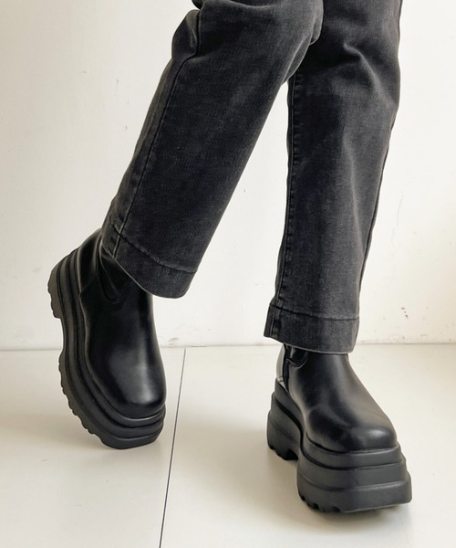 Shoes in Closet（シューズインクローゼット）の「厚底 トリプルソール ストレッチ フィット ショートブーツ 2896（ブーツ・レディース・ブラック/ダークブラウン・LL/L/M/S）」の16枚目の写真