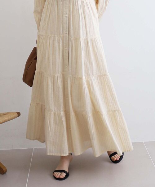 le.coeur blanc（ルクールブラン）の「Fanaka ラメストライプ刺繍ワンピース（ワンピース・レディース・ホワイト系その他2・38）」の11枚目の写真