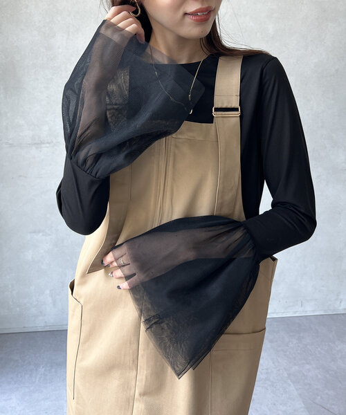 Chez toi(シェトワ)の「袖チュールカットプルオーバー(Tシャツ/カットソー・レディース・オフホワイト/チャコールグレー/ブラック・FREE)」の4枚目の写真