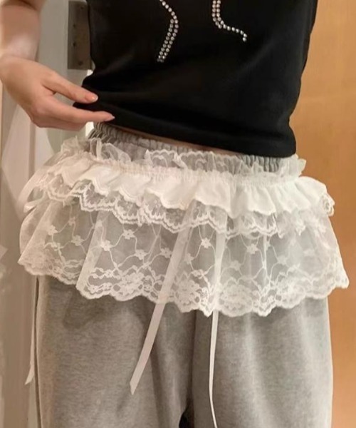 Achic（アシック）の「レースリボンレイヤードシアースカート（ベルト・レディース・ブラック/ホワイト・M）」の10枚目の写真