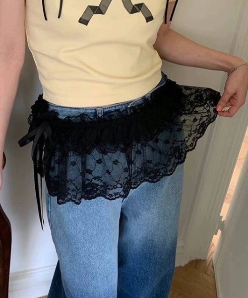 Achic（アシック）の「レースリボンレイヤードシアースカート（ベルト・レディース・ブラック/ホワイト・M）」の14枚目の写真