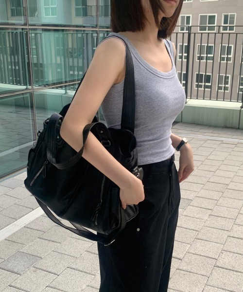 HYSTERIC GLAMOURレザー 2WAY ショルダーバッグ y2k HYSTERIC GLAMOUR（ヒステリックグラマー） スタッズ ショルダーバッグ