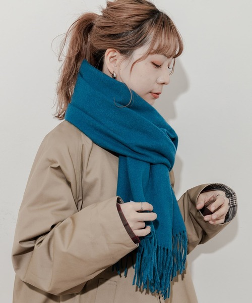 SMELLY（スメリー）の「ムジシンプルカラーマフラー（マフラー・レディース・ブルー/グレー/ブラック/グリーン/モカ・-）」の16枚目の写真