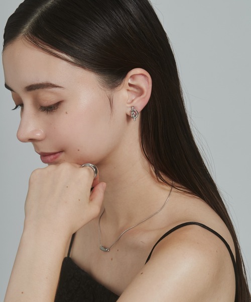 ciite' surgical stainless（シーテサージカルステンレス）の「【 金属アレルギー対応 】 ノット イヤリング サージカルステンレス   (両耳用)（イヤリング・レディース・シルバー/ゴールド・FREE）」の6枚目の写真