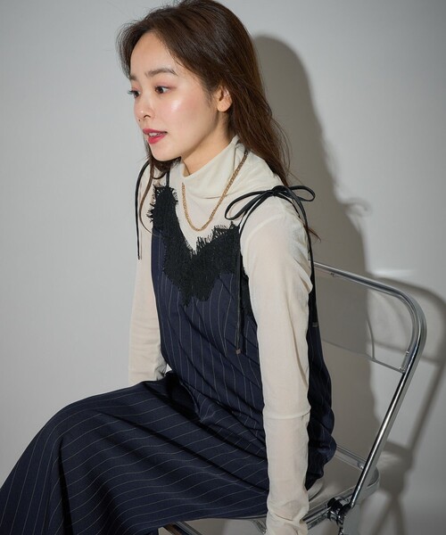 PUBLUX（パブリュクス）の「PUBLUX/パブリュクス ピンストライプ レース ロングキャミワンピース　限定展開（ワンピース・レディース・チャコールグレー/ネイビー・ﾌﾘ-）」の13枚目の写真