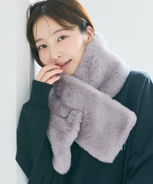 新品ジュンヤワタナベ ファイクファーマフラー 新品ジュンヤワタナベ ファイクファーマフラー 新品ジュンヤ