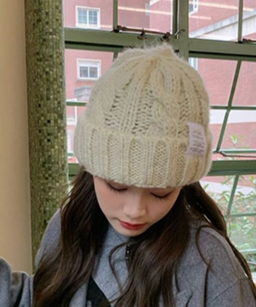 DAY CLOSET(デイ クローゼット)の「レディース ワンポイントタグリブニットワッチキャップ(ニットキャップ/ビーニー・レディース・グレー/クリーム/ブルー/レッド/ブラック・ONE SIZE)」の10枚目の写真