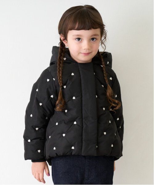 petit main（プティマイン）の「【リンク】ハート刺しゅう中綿ジャケット(キッズ)（ブルゾン・キッズ・ライトピンク/ブラック/オフホワイト/キナリ・80ｃｍ/90cm/100cm/110cm/120cm/130cm）」の20枚目の写真