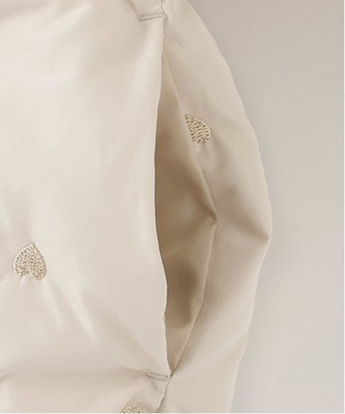 petit main（プティマイン）の「【リンク】ハート刺しゅう中綿ジャケット(キッズ)（ブルゾン・キッズ・ライトピンク/ブラック/オフホワイト/キナリ・80ｃｍ/90cm/100cm/110cm/120cm/130cm）」の10枚目の写真