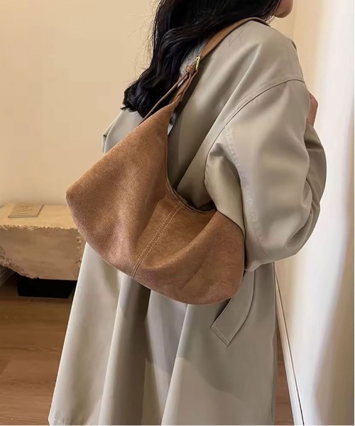 ammy.（エイミードット）の「【 ammy. / エイミードット 】 スエード調 ２Way ショルダーバッグ（ショルダーバッグ・レディース・ブラック/ブラウン/ベージュ/ライトブラウン・FREE）」の7枚目の写真