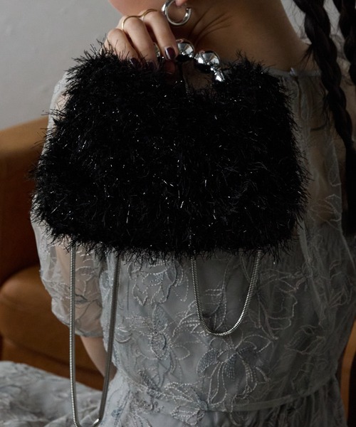 &Robu.(アンドロブ)の「パールハンドルシャギーバッグ お呼ばれ 結婚式 成人式(ハンドバッグ・レディース・ブラック/グレー/ベージュ・FREE)」の20枚目の写真