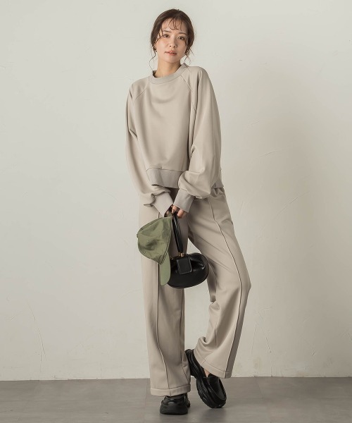 VICKY（ビッキー）の「裏起毛ラグランプルオーバー≪セットアップ対応/手洗い可能≫（スウェット・レディース・カーキ/ブラウン/ライトグレー・M）」の12枚目の写真