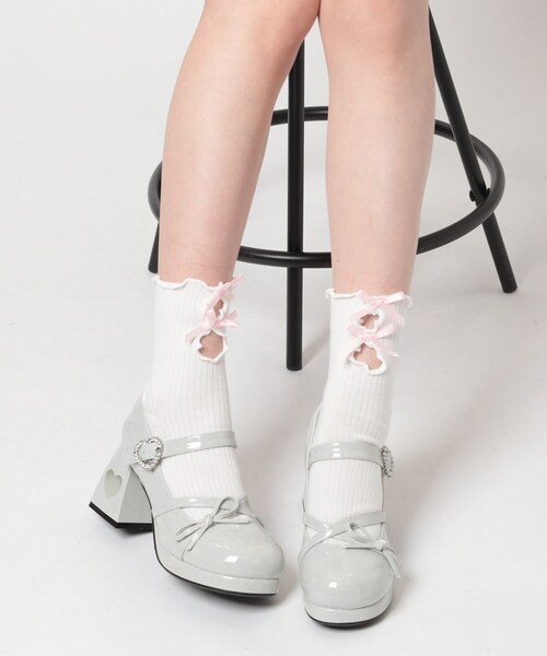 cs T&P（シーエスティーアンドピー）の「厚底ハートヒールストラップパンプス（パンプス・レディース・ブルー系1/アイボリー系1/グレー系1/ブラック系1/レッド系3・S/M/L/LL）」の15枚目の写真