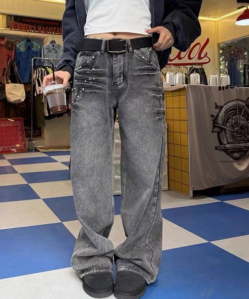 MEMECLE（メメクル）の「【 MEMECLE / メメクル 】ポイントビジュー ラインストーン デニムパンツ（デニムパンツ・レディース・ブルー/ブラック・S/M/L）」の2枚目の写真