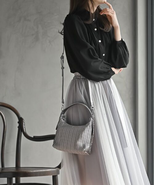 rps（アールピーエス）の「プリーツＢＡＧ（ハンドバッグ・レディース・グレー/ブラック・フリー）」の9枚目の写真