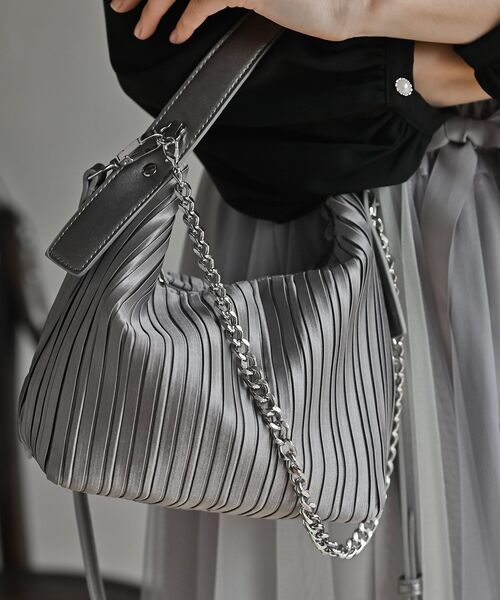 rps（アールピーエス）の「プリーツＢＡＧ（ハンドバッグ・レディース・グレー/ブラック・フリー）」の10枚目の写真