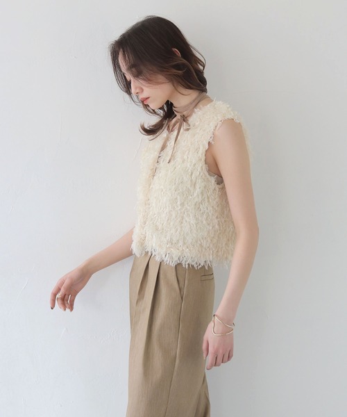 CLEIO（クレイオ）の「【CLEIO】フェザーフリンジベスト FEATHER FRINGE VEST/980-13602（Tシャツ/カットソー・レディース・アイボリー/ブラック・FREE）」の8枚目の写真