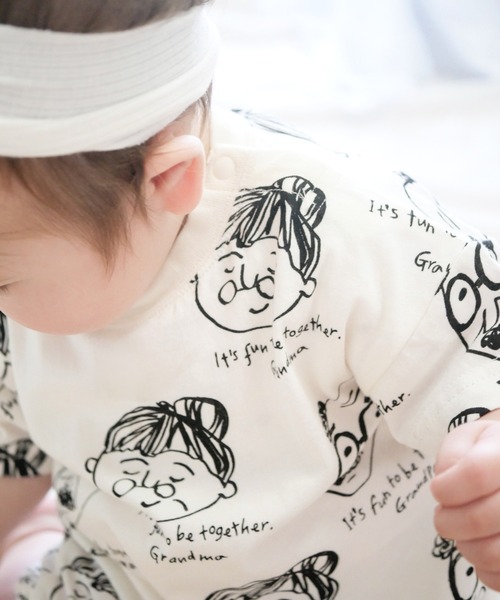 MAKE YOUR DAY（メイクユアデイ）の「じいちゃんばあちゃん総柄半袖ロンパス（ロンパース・キッズ・ミント/オフホワイト・70/80）」の19枚目の写真