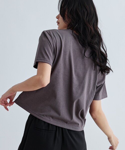 GALLEST（ギャレスト）の「クロップド丈ロゴTシャツ（Tシャツ/カットソー・レディース・ブラウン系その他/グリーン系/ホワイト/ブラック・38）」の15枚目の写真