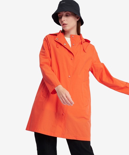 AIGLE（エーグル）の「UVカット オーガニックコットンロング丈 フーデッドジャケット（モッズコート・レディース・モスグリーン/ピンク/レッド/ベージュ・36/34/38/40）」の4枚目の写真