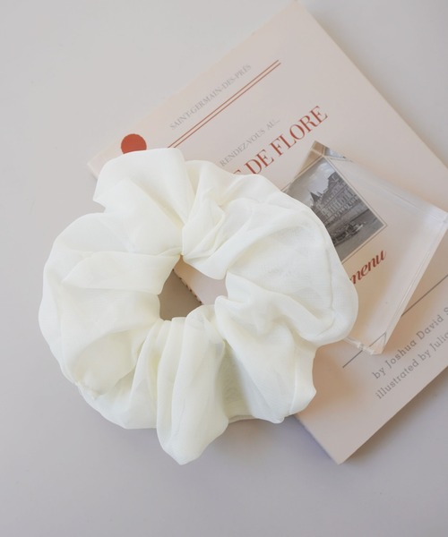 ammy.（エイミードット）の「【 ammy. / エイミードット 】 シフォン ビッグ シュシュ（シュシュ・レディース・ホワイト/ブラック・FREE）」の3枚目の写真