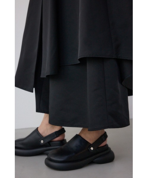 PLUS(プラス)の「【PLUS】タックドレープワイドパンツ(スカート・レディース・カーキ/ブラック・MEDIUM/SMALL)」の13枚目の写真
