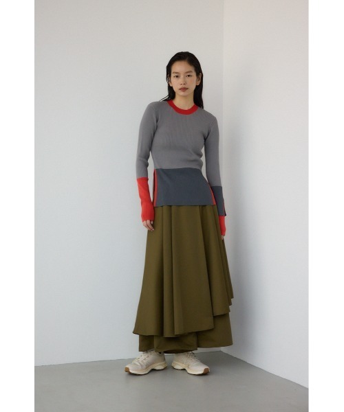 PLUS(プラス)の「【PLUS】タックドレープワイドパンツ(スカート・レディース・カーキ/ブラック・MEDIUM/SMALL)」の16枚目の写真