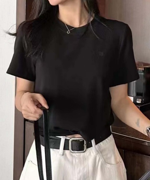 aimoha(アイモハ)の「ベーシックレーヨンTシャツ (SS)(Tシャツ/カットソー・レディース・ブラック/ホワイト/バーガンディー/イエロー/グリーン/スモークピンク・FREE)」の10枚目の写真