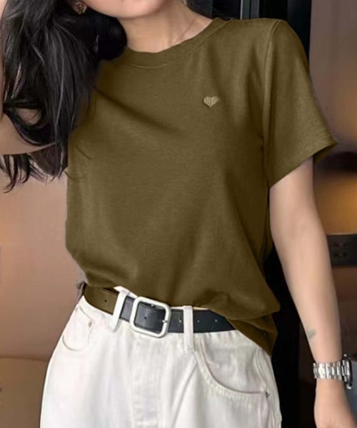 aimoha(アイモハ)の「ベーシックレーヨンTシャツ (SS)(Tシャツ/カットソー・レディース・ブラック/ホワイト/バーガンディー/イエロー/グリーン/スモークピンク・FREE)」の12枚目の写真