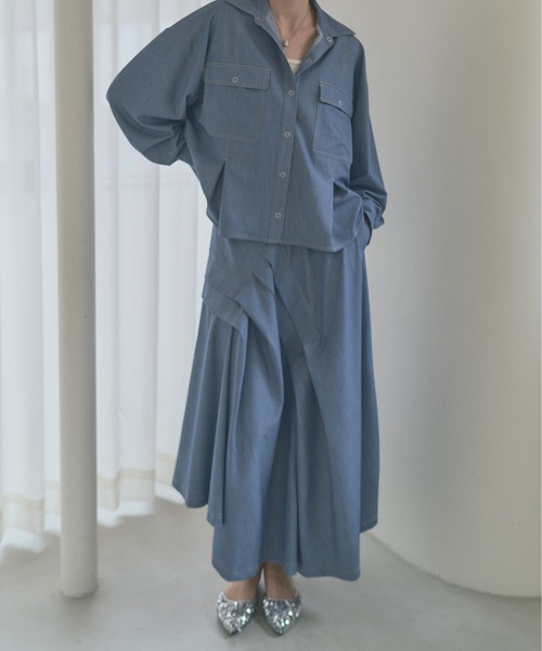 Muel Chic(ミュエルシック)の「Kelsey soft denim skirt ケルシーソフトデニムスカート(スカート・レディース・ライトインディゴブルー/ダークインディゴブルー/ブラック・FREE)」の1枚目の写真