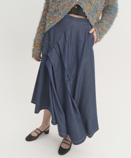 Muel Chic(ミュエルシック)の「Kelsey soft denim skirt ケルシーソフトデニムスカート(スカート・レディース・ライトインディゴブルー/ダークインディゴブルー/ブラック・FREE)」の7枚目の写真