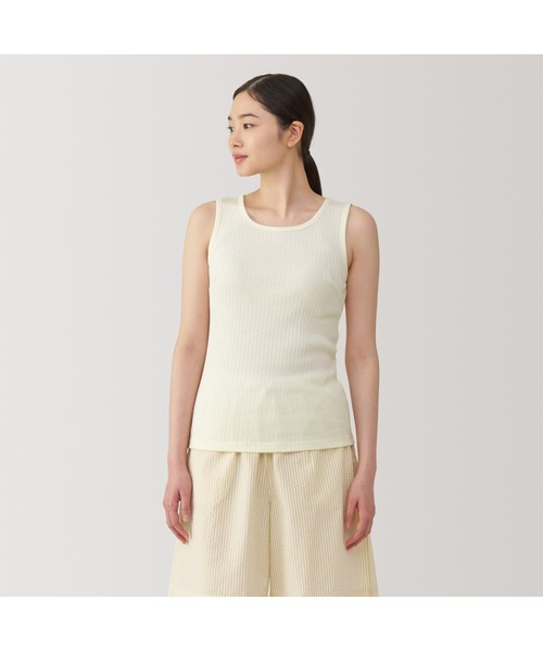 無印良品（ムジルシリョウヒン）の「婦人　コットンストレッチリブブラタンクトップ（インナーウェア/肌着・レディース・ブラック/オフホワイト/ダークベージュ/ブルー系・XL/S/M/L）」の2枚目の写真