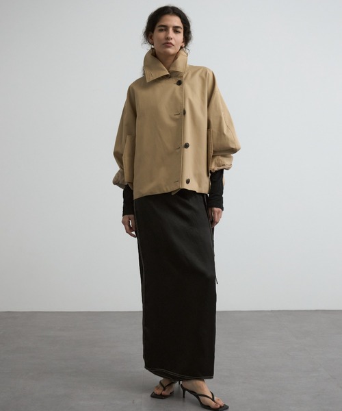 CREDONA(クレドナ)の「ACETATE STITCH SKIRT/アセテートステッチスカート(スカート・レディース・オフホワイト/ブラック・FREE)」の5枚目の写真