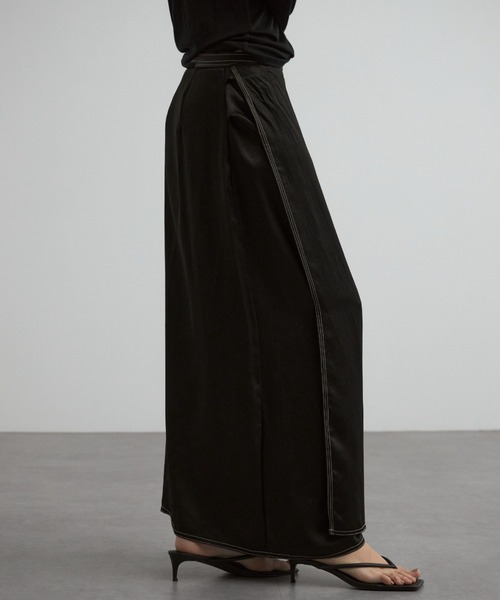 CREDONA(クレドナ)の「ACETATE STITCH SKIRT/アセテートステッチスカート(スカート・レディース・オフホワイト/ブラック・FREE)」の11枚目の写真