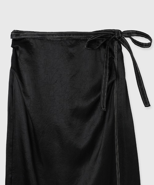 CREDONA(クレドナ)の「ACETATE STITCH SKIRT/アセテートステッチスカート(スカート・レディース・オフホワイト/ブラック・FREE)」の19枚目の写真