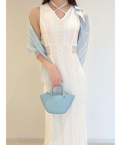 MERCURYDUO（マーキュリーデュオ）の「バックタックスタンドカラーシャツ（シャツ/ブラウス・レディース・ライトブルー/オフホワイト/ベージュ・FREE）」の4枚目の写真