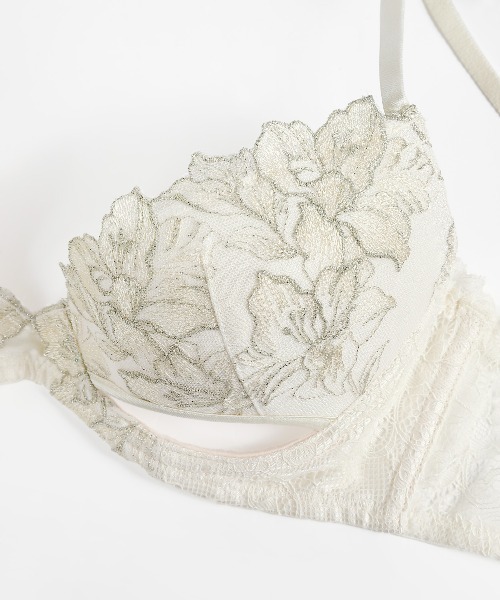 Ravijour（ラヴィジュール）の「レミニセンスグラマーアップブラ（B～Dカップ）（ブラジャー・レディース・イエロー/ピンク/グリーン/ブラック/アイボリー・C65/C75/D65/D75/B65/B70/C70/D70/B75）」の14枚目の写真