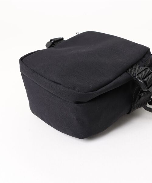 Gramicci（グラミチ）の「●GRAMICCI(グラミチ) ●CORDURA MINI SHOULDER BAG（ショルダーバッグ・メンズ・オリーブ/ブラック・FREE）」の4枚目の写真