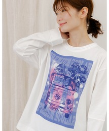 751003：世界を旅するクマとフラミンゴ柄ロングスリーブTシャツ