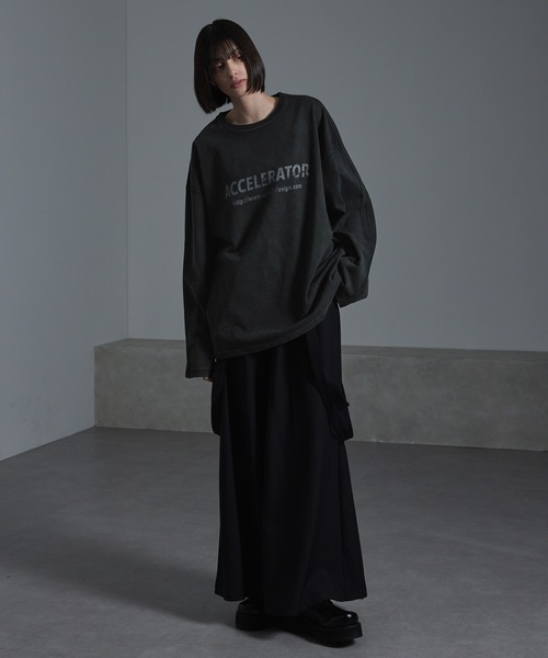 cussil(クシル)の「【cussil/クシル】ルーズシルエットガーメントダイショルダーラインプリントロンT(Tシャツ/カットソー・メンズ・ブラック・M/S/L)」の4枚目の写真